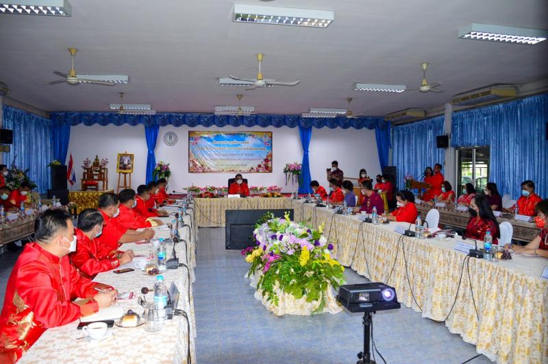 5. ประชุมชี้แจงนโบยบายและจุดเน้น การดำเนินงาน ปี 2565 ณ สำนักงาน กศน.จังหวัดนครสวรรค์